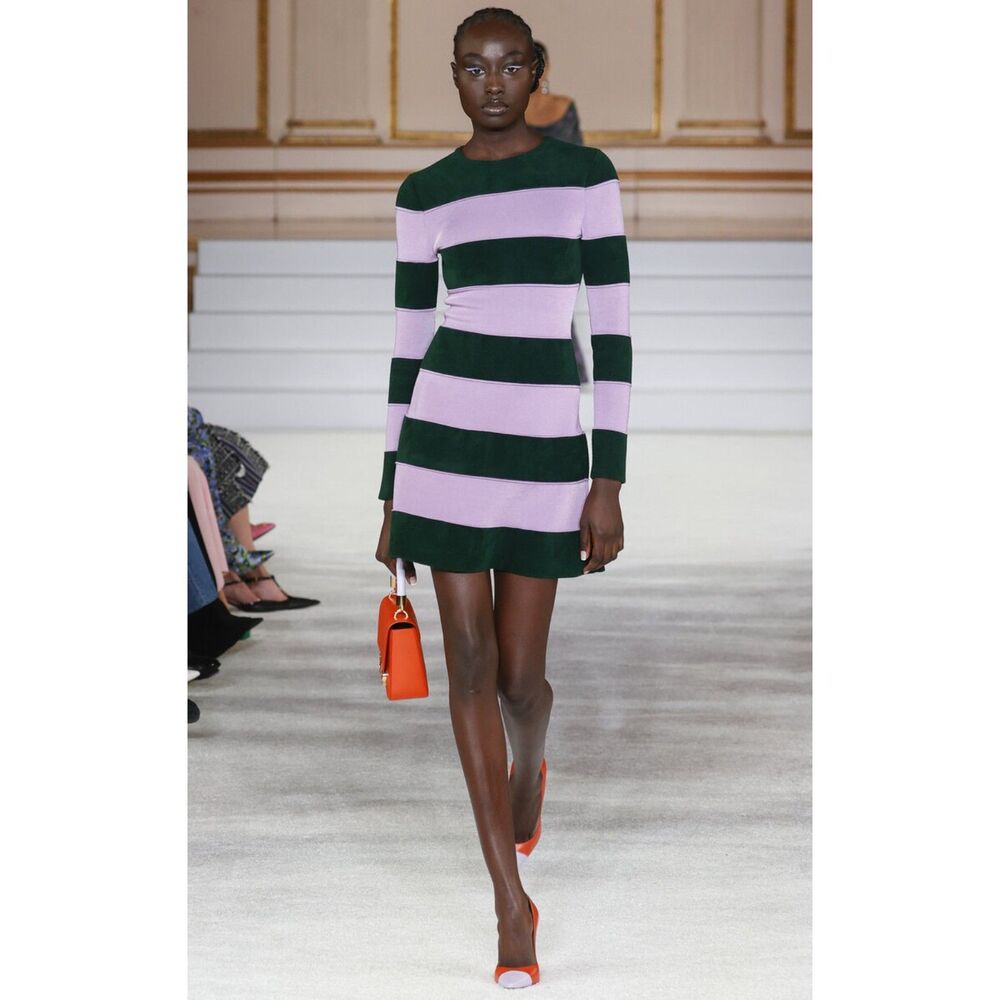 RUNWAY. $2190 Carolina Herrera Striped Knit Mini Dress Sz L.